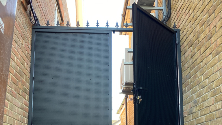 side gates